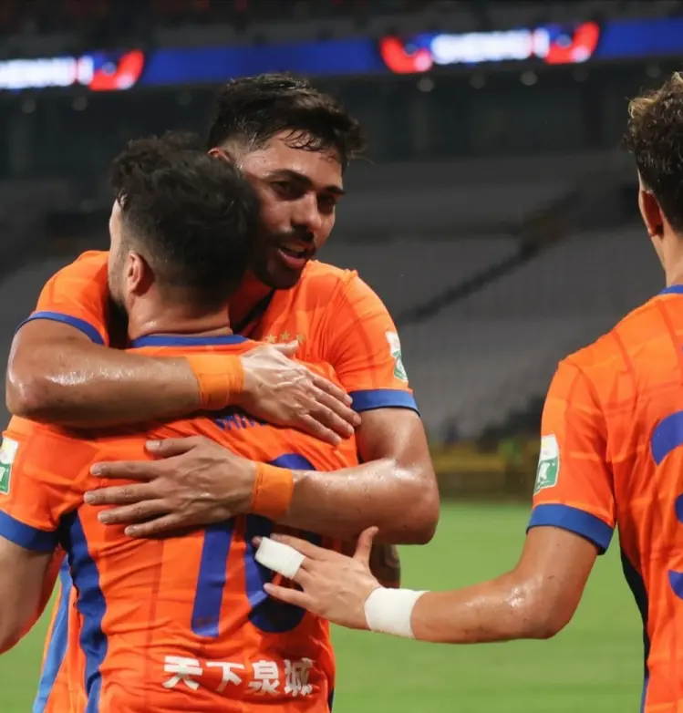 卡扎伊什维, 泰山队水货