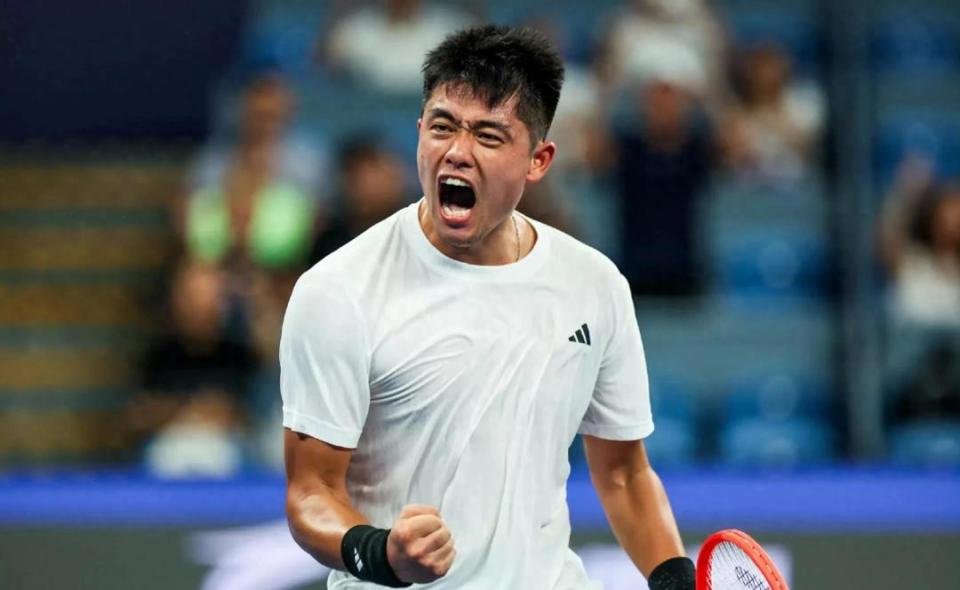 首次在巡回, 霉地